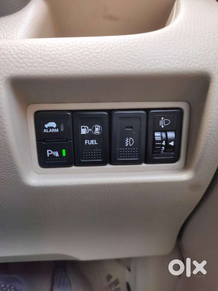 Maruti Suzuki Ertiga Vxi (o) Cng, 2016, Cng & Hybrids