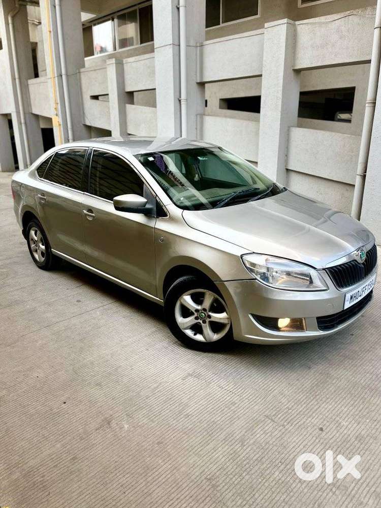 Skoda Rapid Elegance 1.6 Tdi Cr Manual, 2012, Diesel