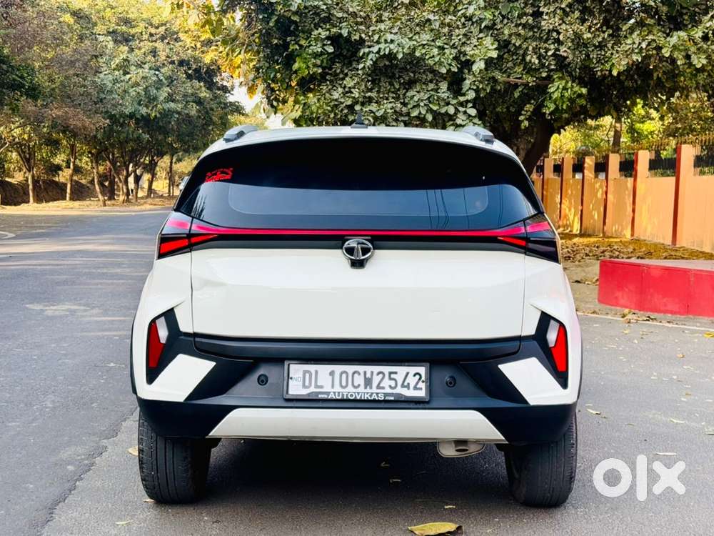 Tata Nexon 2023 Oct Creative Petrol Well Maintained