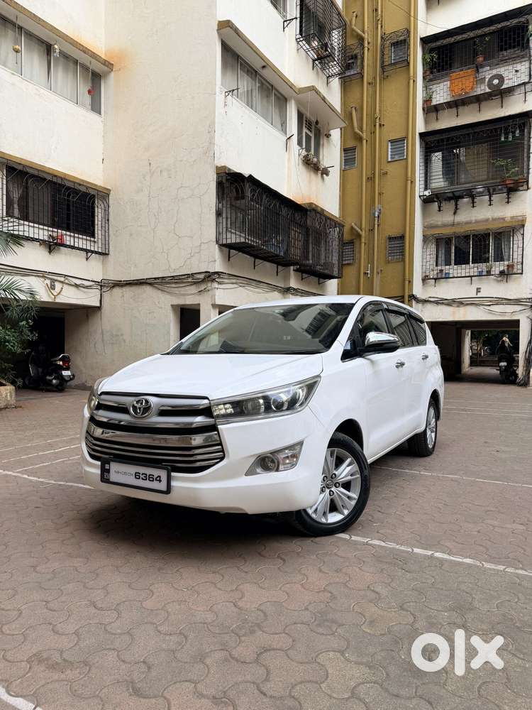 Toyota Innova Crysta