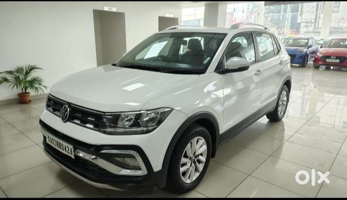 Volkswagen Taigun 1.0 Tsi Highline At, 2022, Petrol