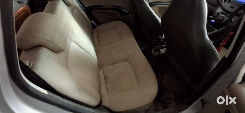 Hyundai Grand I10 2011 Petrol