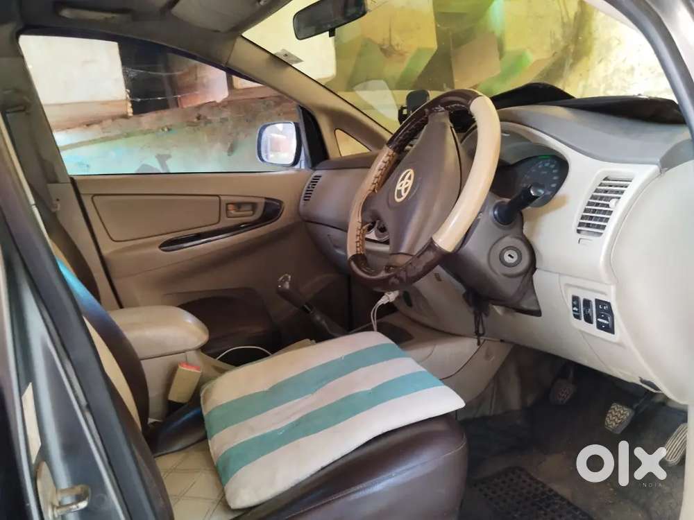 Toyota Innova 2012 Diesel Well Maintained