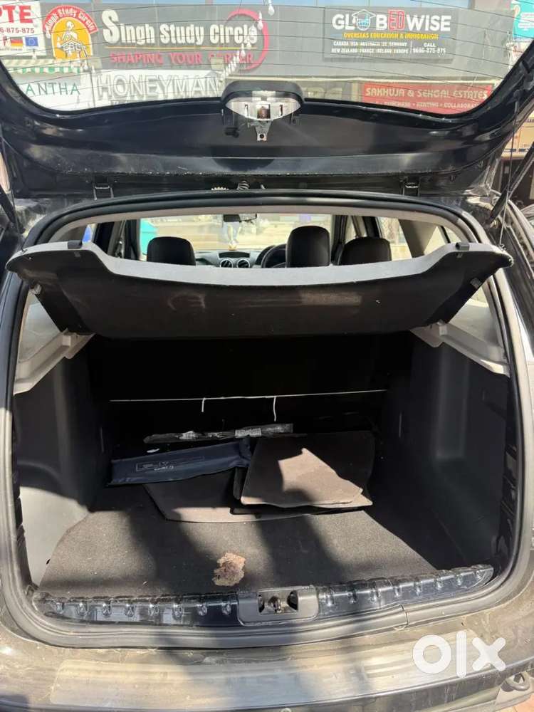 Renault Duster 2014 Petrol Well Maintained