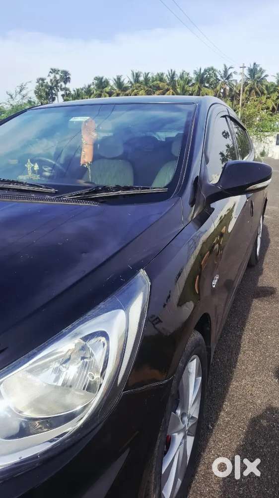 Hyundai Fluidic Verna 2013