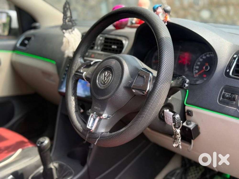 Volkswagen Polo 2009-2013 Petrol Highline 1.6l, 2012, Petrol