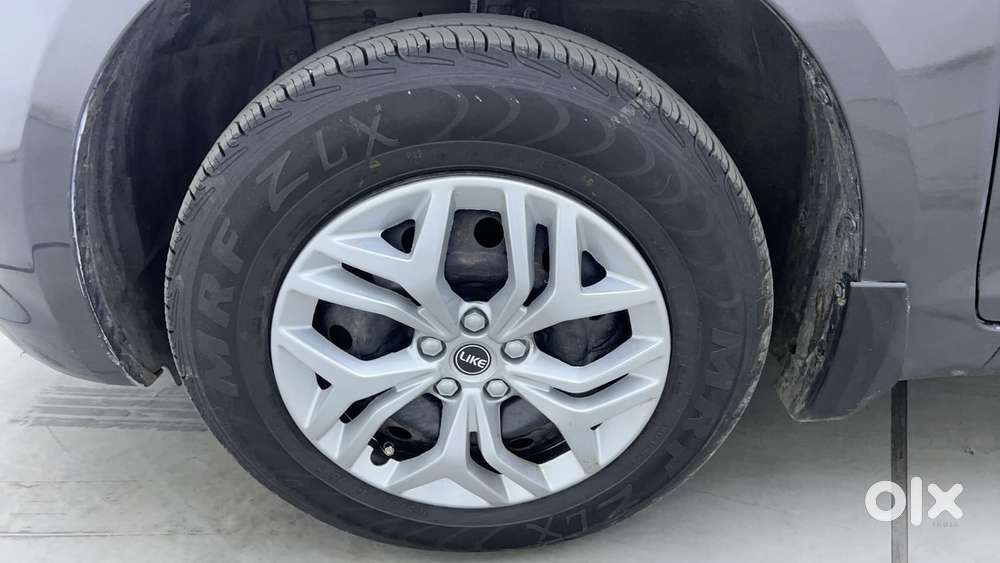 Maruti Suzuki Swift Vxi Optional, 2017, Petrol