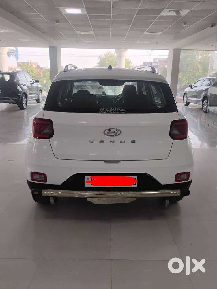 Hyundai Venue S 1.2 Petrol, 2022, Petrol