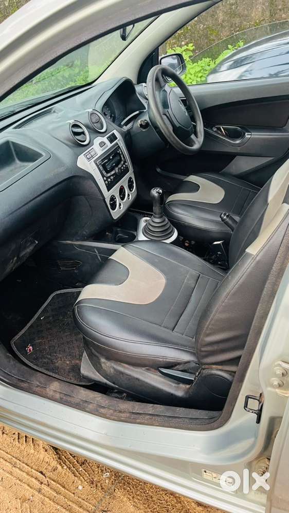 Ford Figo Petrol 2010
