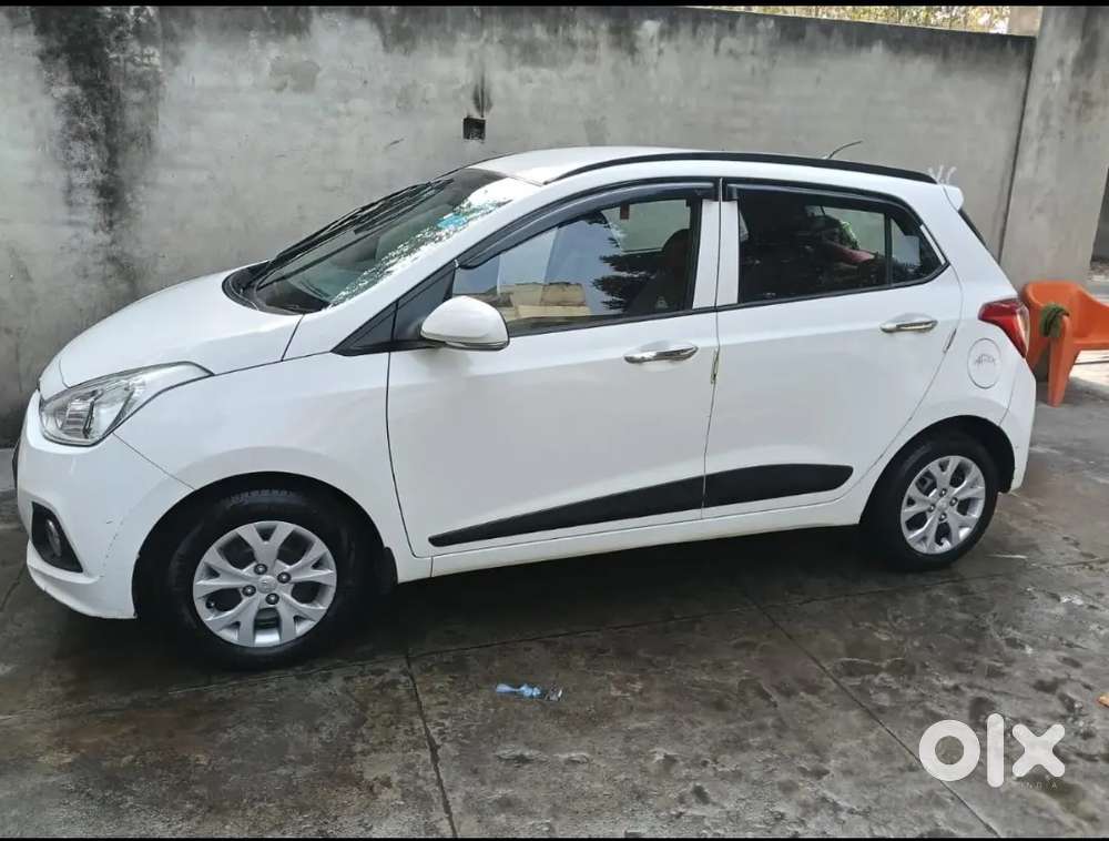 Hyundai Grand I10 Sportz 2015