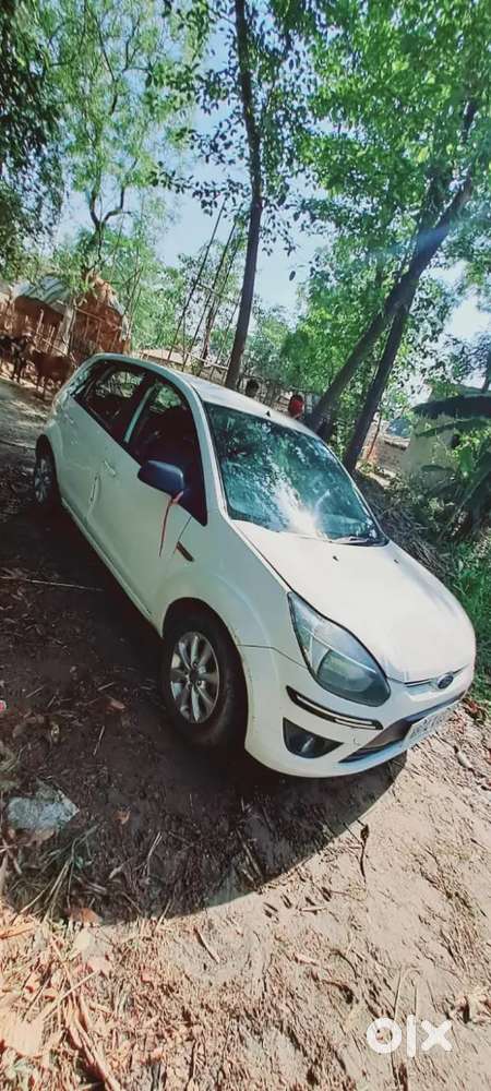 Ford Figo Diesel Zxi 2012