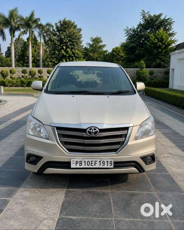 Toyota Innova Diesel 2015