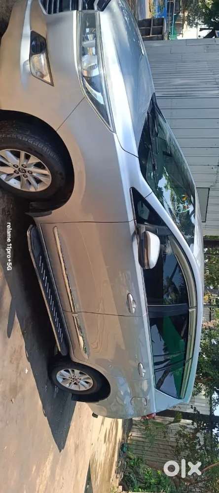 Toyota Innova Crysta 2017