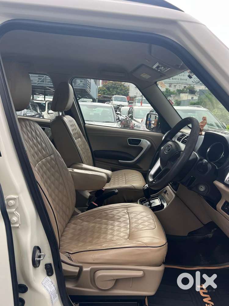 Mahindra Tuv 300 Mhawk100 T8, 2017, Diesel