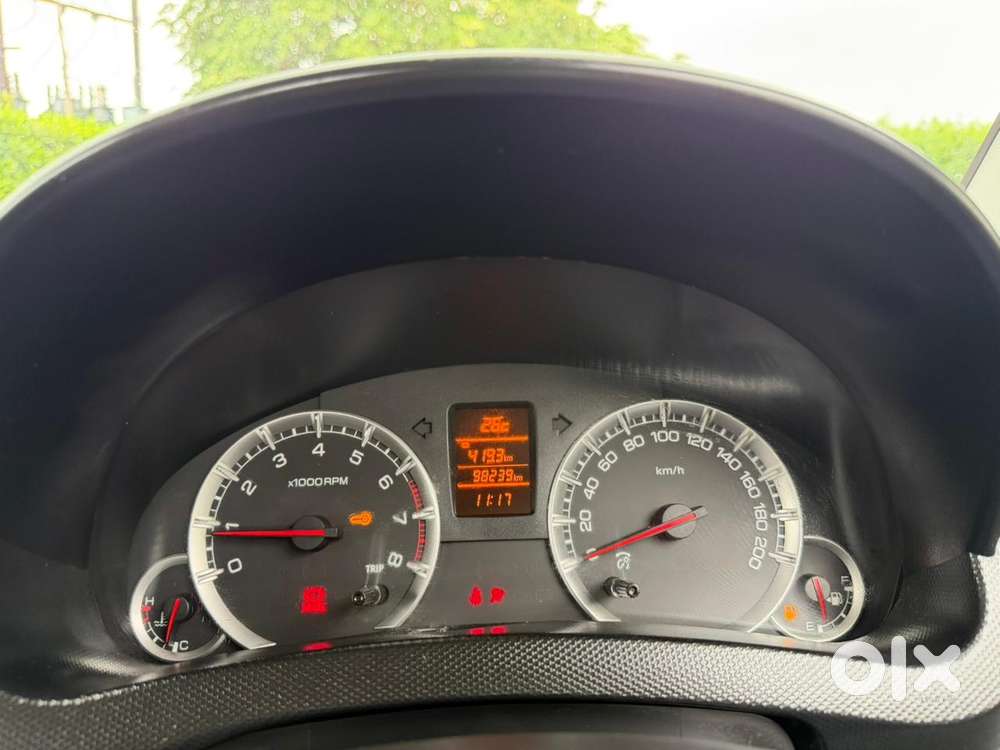 Maruti Suzuki Swift Zxi, 2014, Petrol