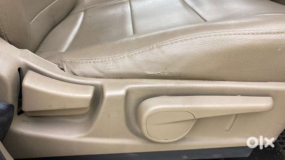 Mahindra Tuv 300 Mhawk100 T8, 2017, Diesel