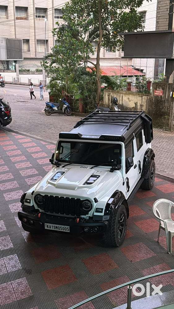 Mahindra Thar Roxx 2025 Diesel Well Maintained