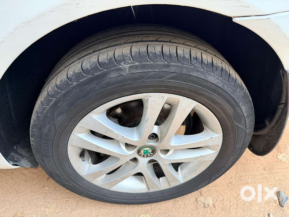 Skoda Laura 2013 Diesel Well Maintained