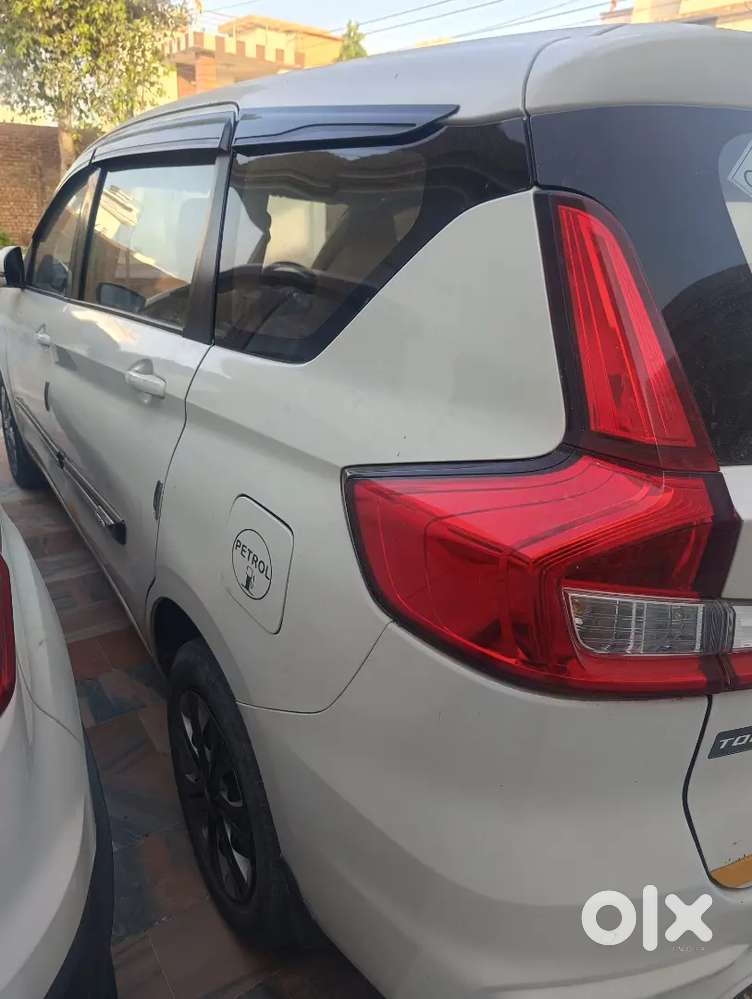 Maruti Suzuki Ertiga 2021 Petrol Well Maintained