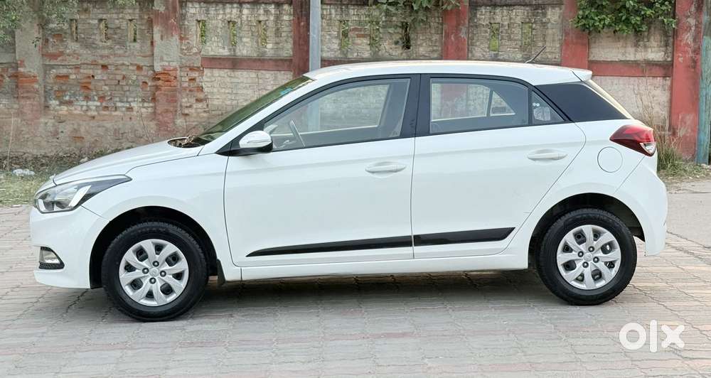 Hyundai I20 Sportz 1.2 Bs-iv, 2017, Petrol