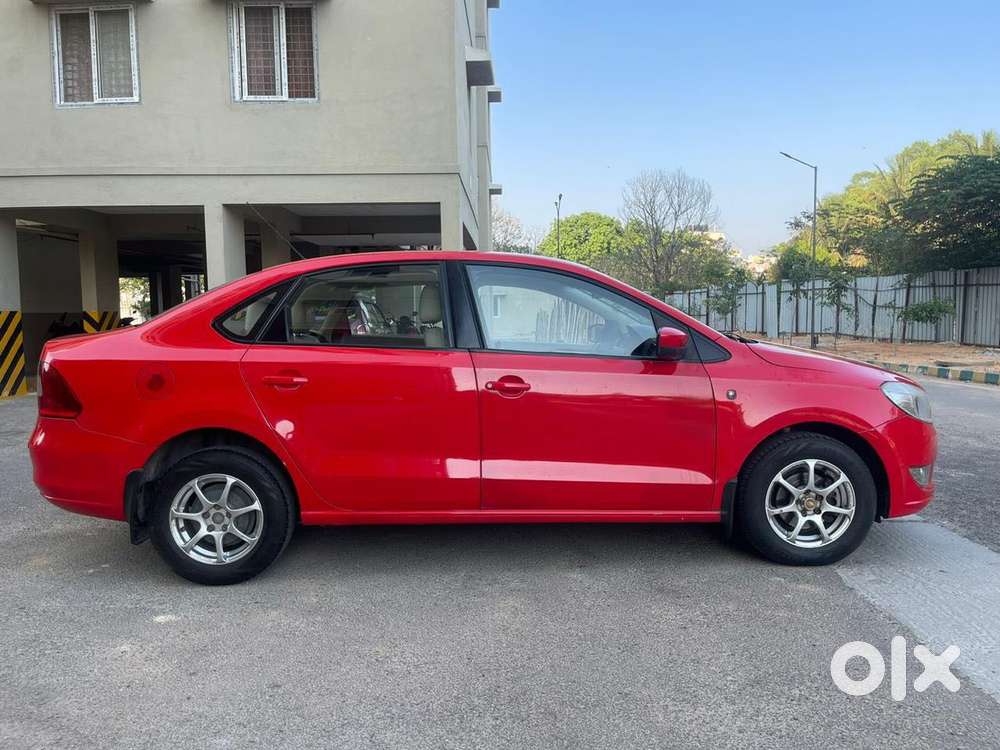 Skoda Rapid 2011-2013 1.6 Mpi At Ambition, 2013, Petrol