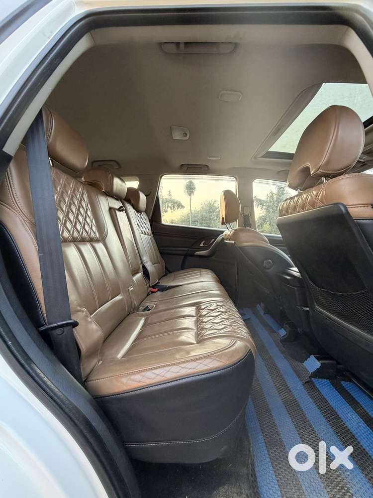 Mahindra Xuv500 W11 Option Awd, 2018, Diesel