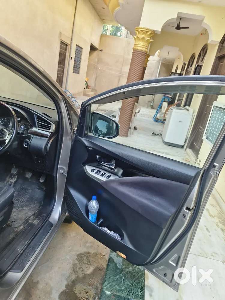 Toyota Innova Crysta 2.4 Vx 2019