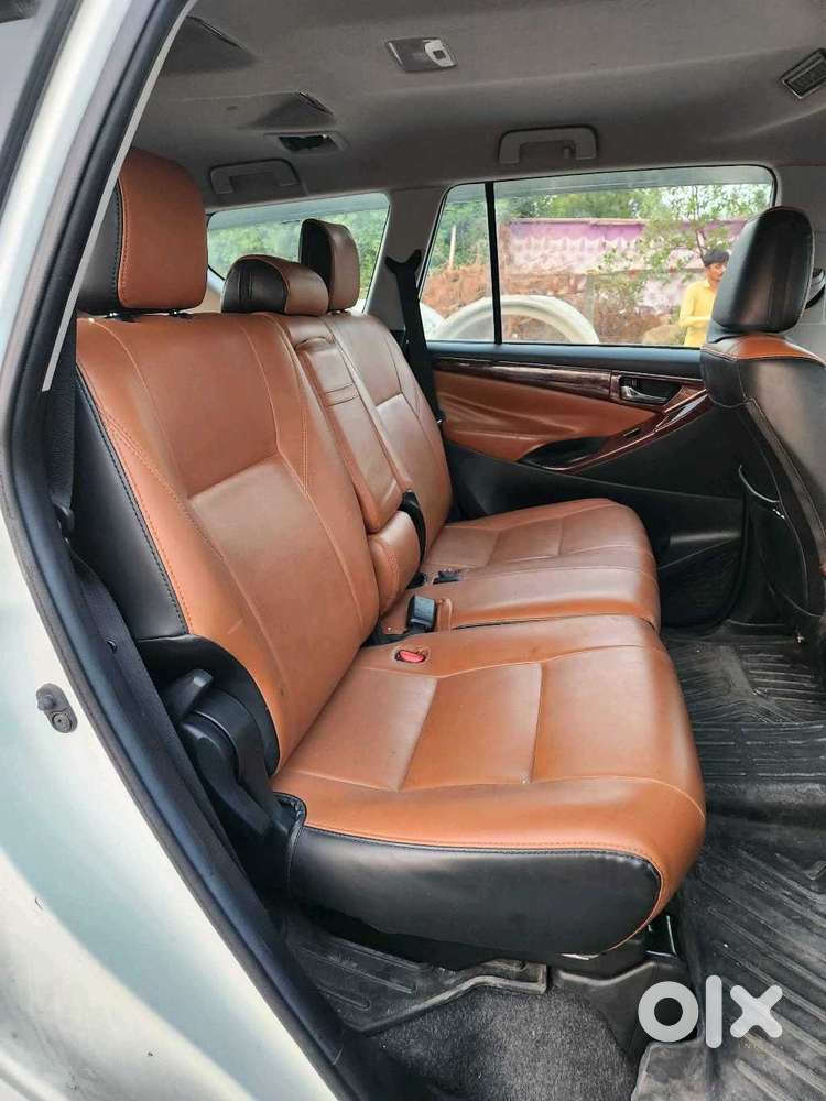 Toyota Innova Crysta 2.4 G Mt 8s, 2021, Diesel