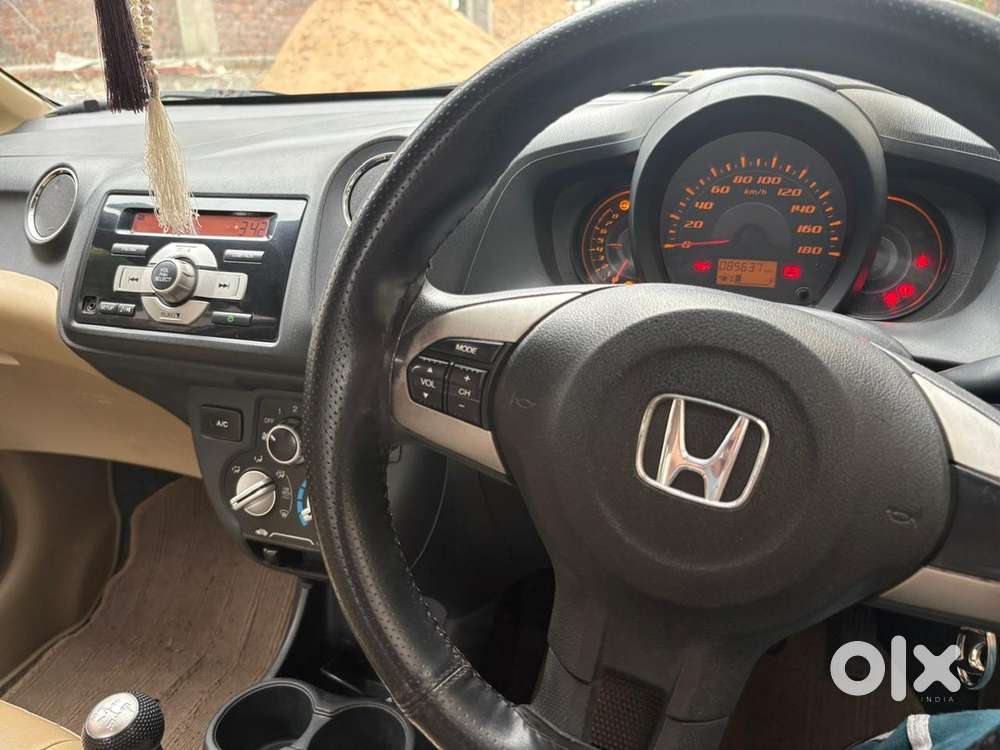 Honda Amaze 2014 Petrol Well Maintained