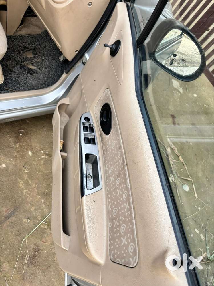 Chevrolet Spark Petrol 2011