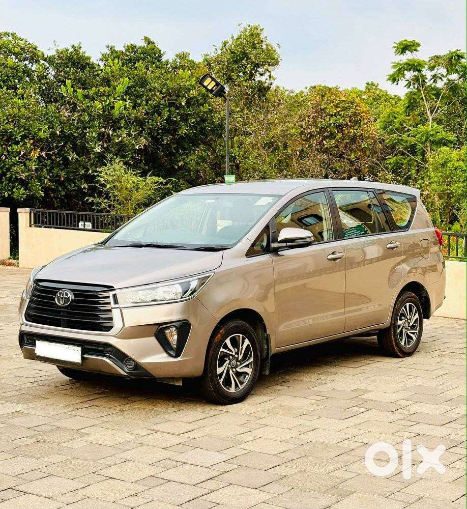 Toyota Innova Crysta [2020-ongoing] 2.4 Gx At 7 Str, 2021, Diesel