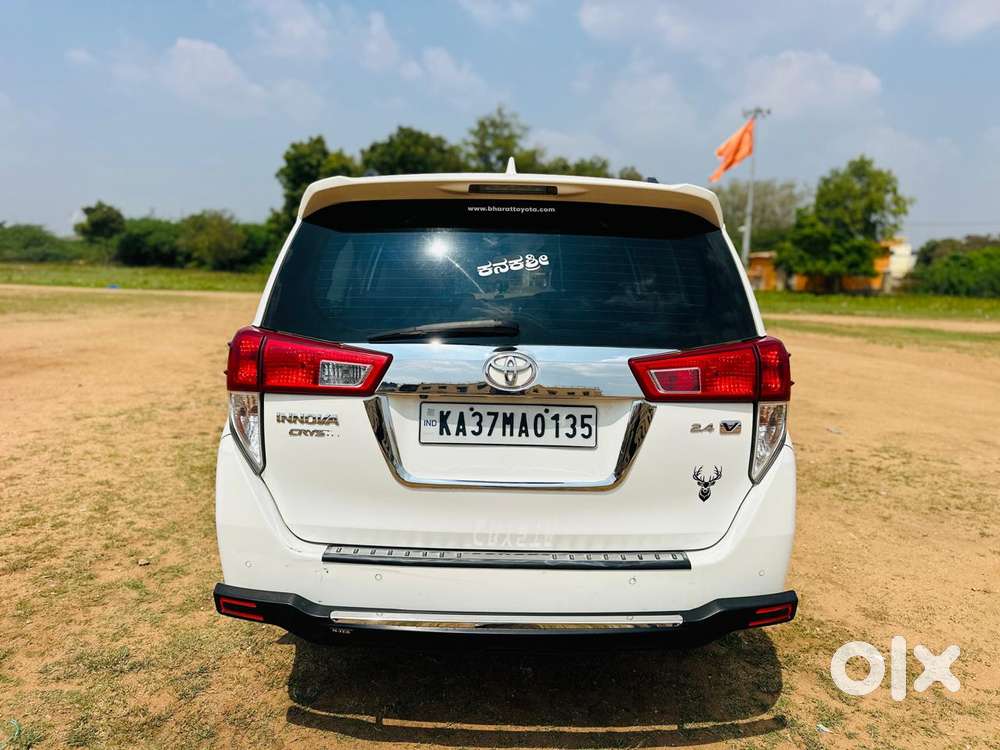 Toyota Innova Crysta 2.4 V 7 Str, 2019, Diesel