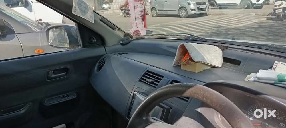 Maruti Suzuki Swift Dzire 2016 Diesel 140217 Km Driven