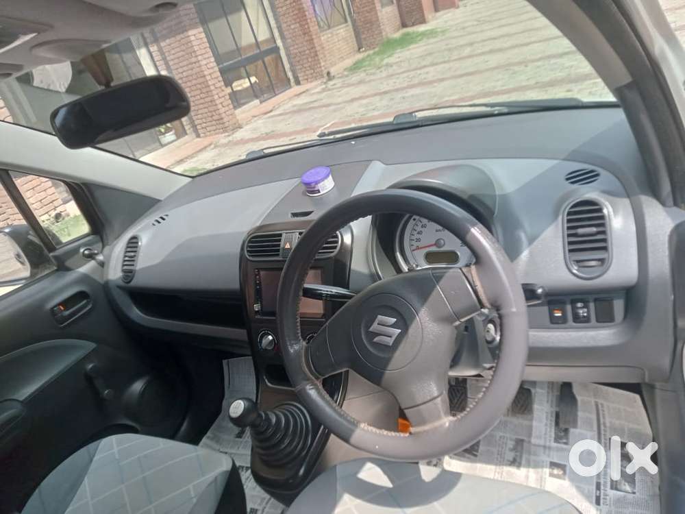 Maruti Suzuki Ritz Lxi, 2012, Petrol