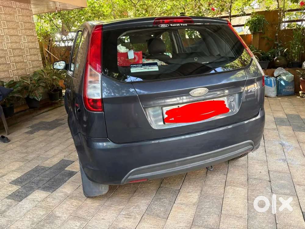 Ford Figo Petrol Lxi 2013