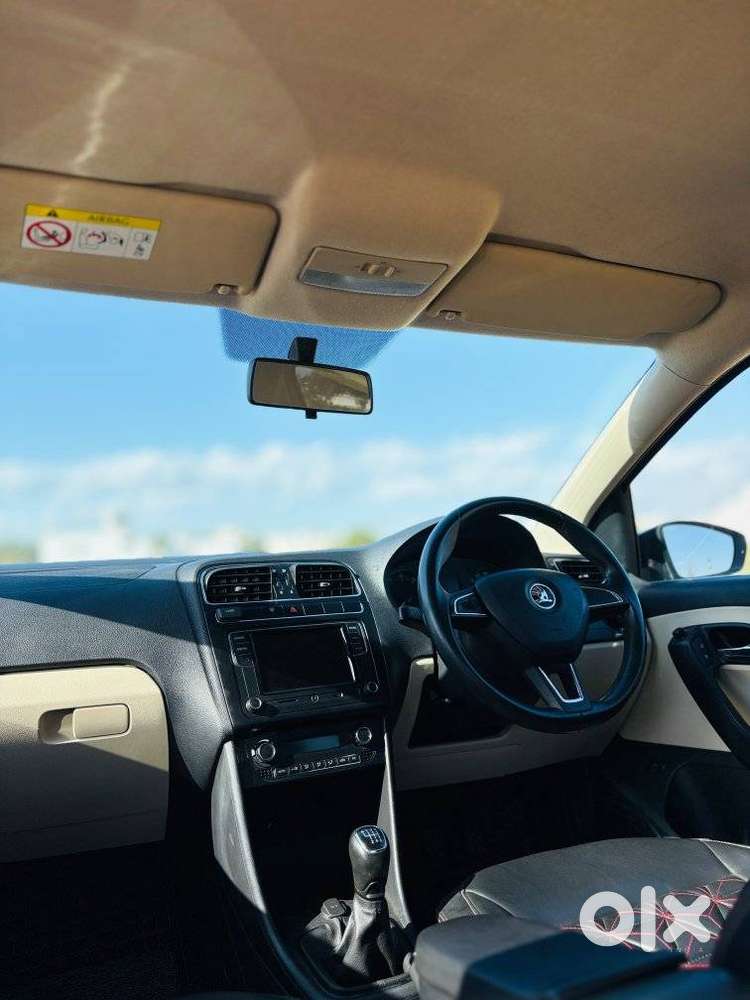 Skoda Rapid 1.0 Tsi Ambition, 2021, Petrol