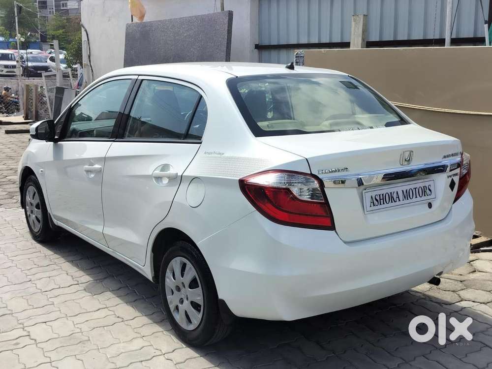 Honda Amaze I-vtec Privilege Edition, 2017, Petrol