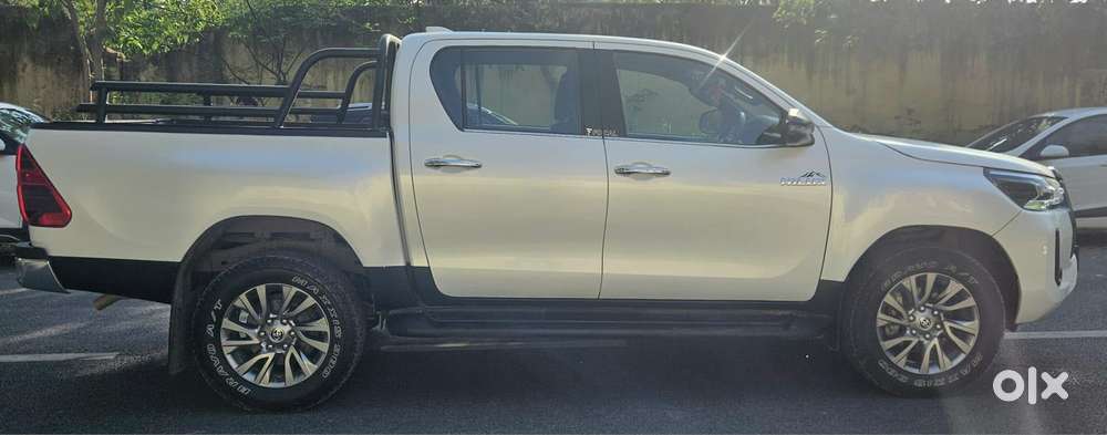 Toyota Hilux 2.8 High 4x4 Mt, 2025, Petrol