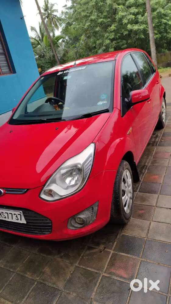 Ford Figo Petrol Zxi 2013