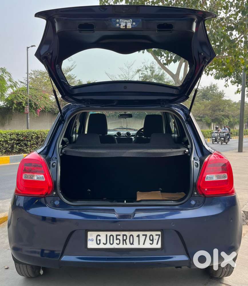 Maruti Suzuki Swift Vxi + Manual, 2022, Petrol