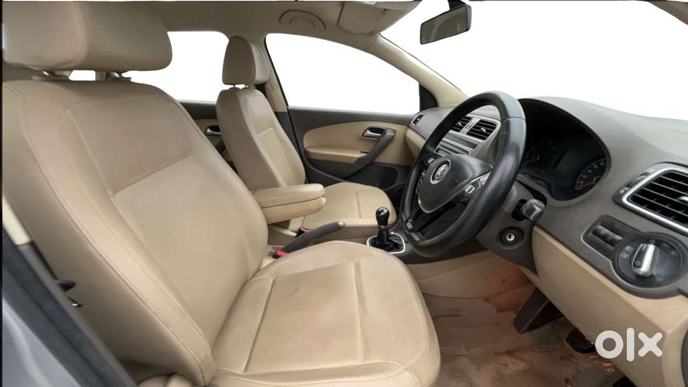 Volkswagen Vento 2013-2015 1.6 Highline, 2015, Petrol