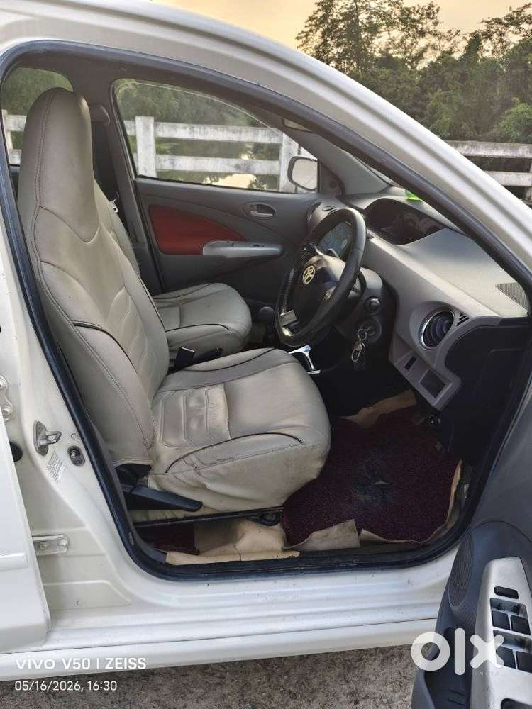 Toyota Etios 2010-2012 V, 2011, Petrol