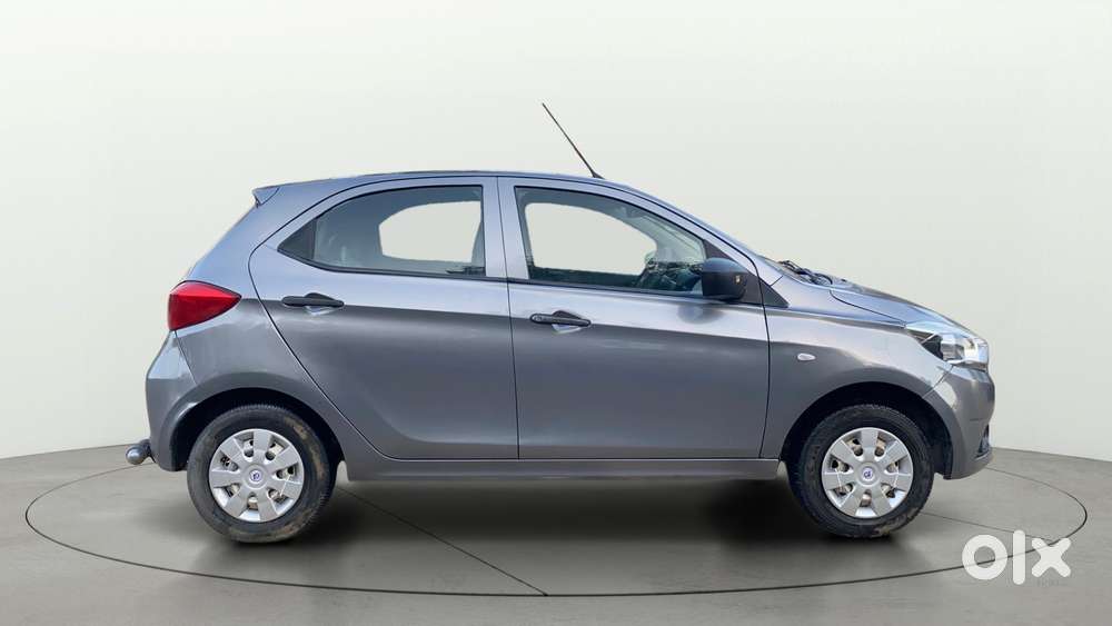 Tata Tiago 1.2 Revotron Xm, 2018, Petrol