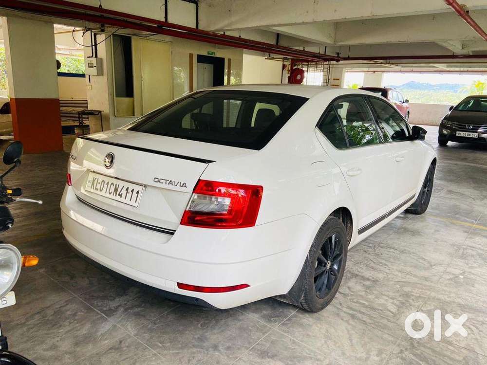 2020 Skoda Octavia Onyx Edition
