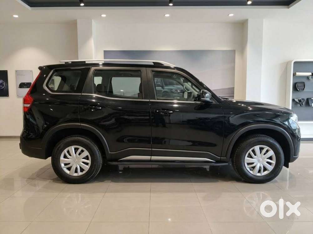 Mahindra Scorpio N Z6 Diesel At 2wd 7 Str, 2023, Diesel