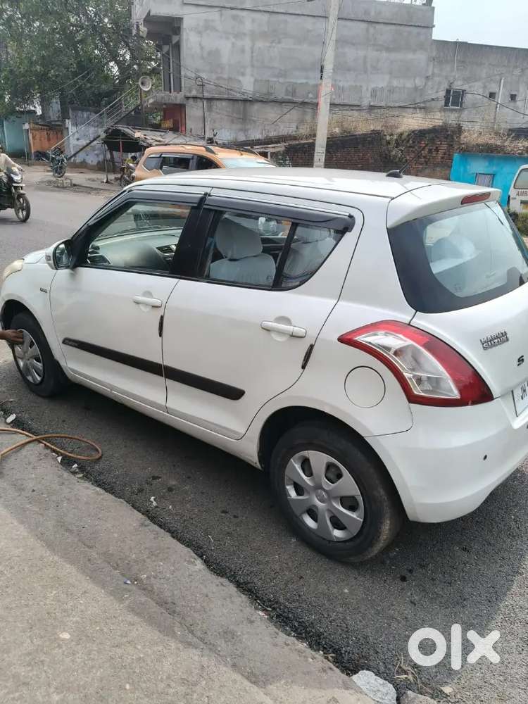 Maruti Suzuki Swift 2015 Diesel 50000 Km Driven