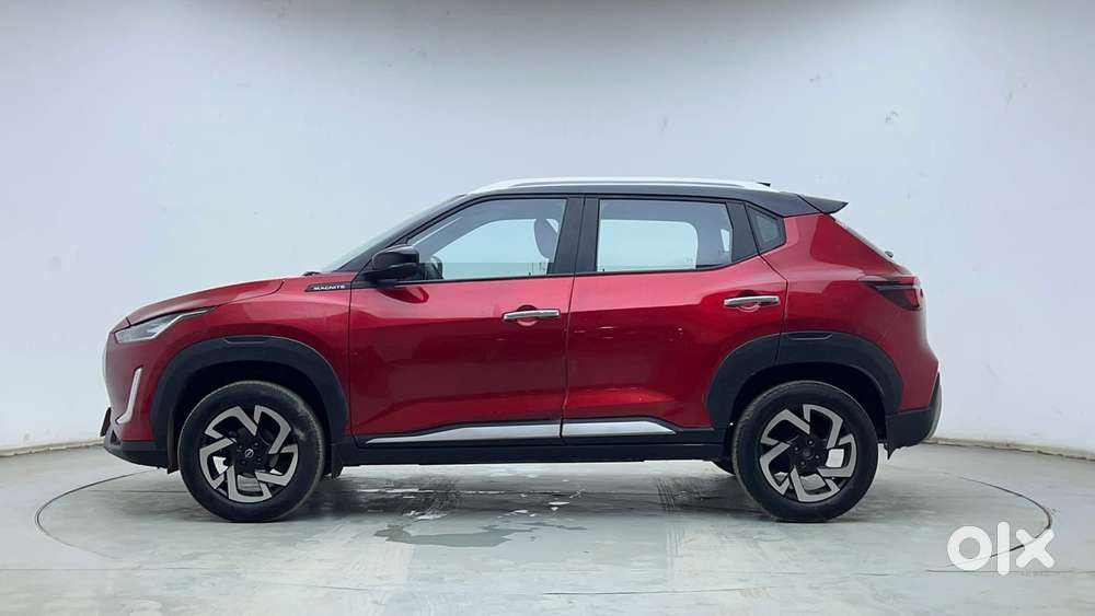 Nissan Magnite 1.0 Xv Dual Tone, 2023, Petrol