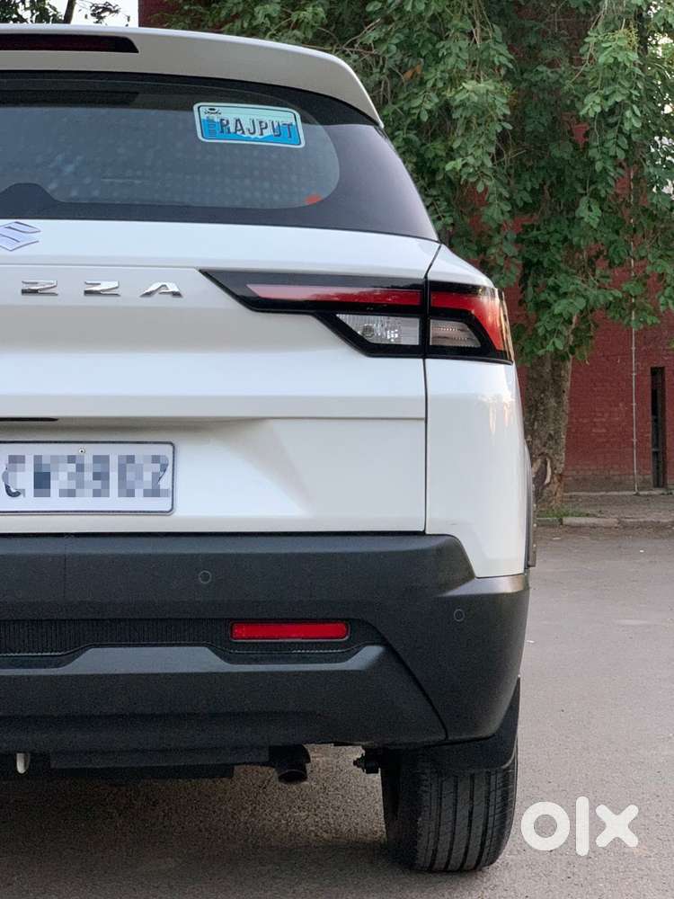 Maruti Suzuki Brezza 1.5 Vxi Smart Hybrid, 2024, Petrol