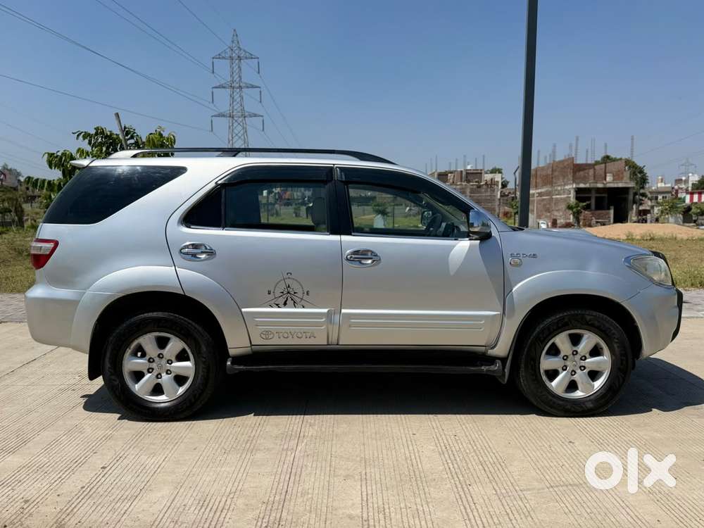 Toyota Fortuner 3.0 4x4 Manual, 2010, Diesel