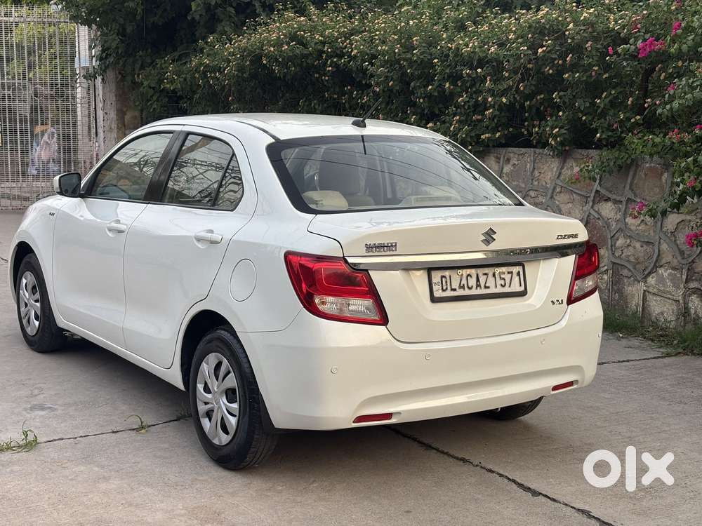 Maruti Suzuki Swift Dzire 1.2 Vxi Bsiv, 2019, Cng & Hybrids
